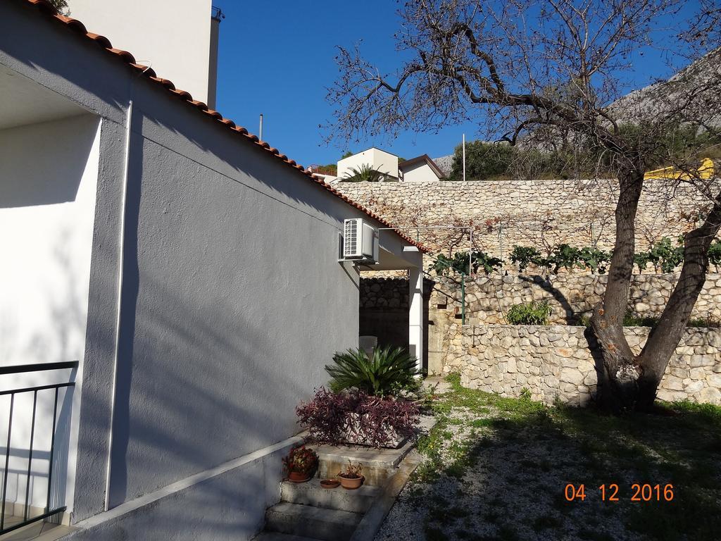 Holiday House Zorra Zivogosce Exterior photo