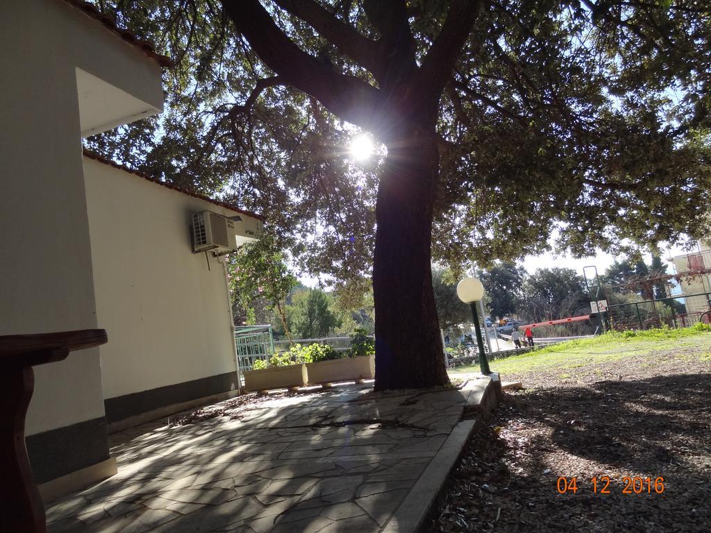 Holiday House Zorra Zivogosce Exterior photo